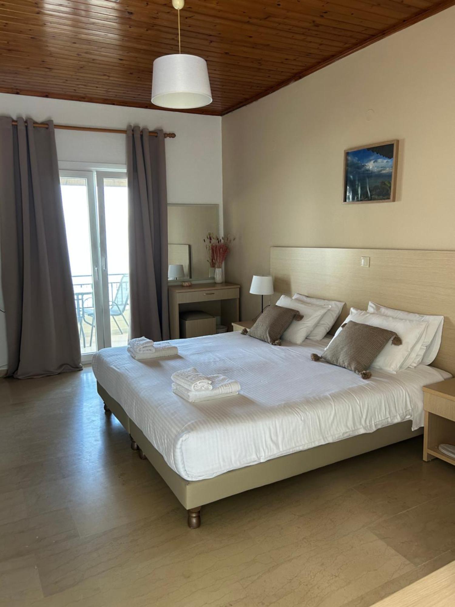 Akrogiali Rooms Mpoukaris Exterior foto
